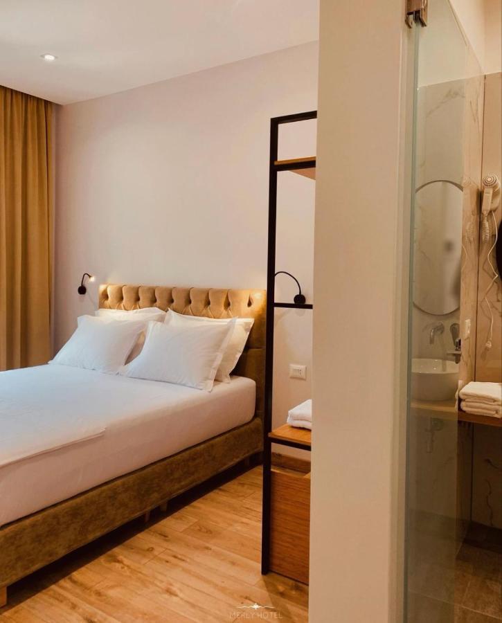 Merly Hotel Përmet Kültér fotó