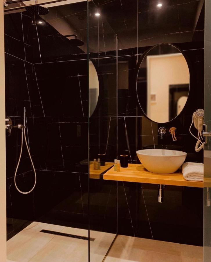 Merly Hotel Përmet Kültér fotó