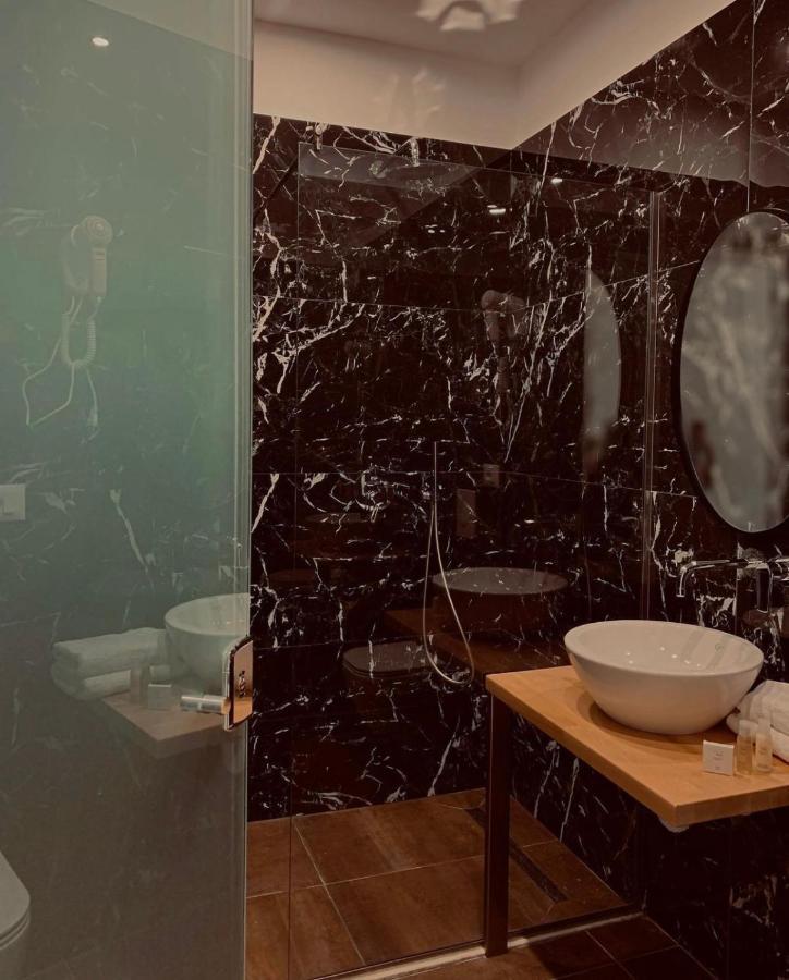 Merly Hotel Përmet Kültér fotó