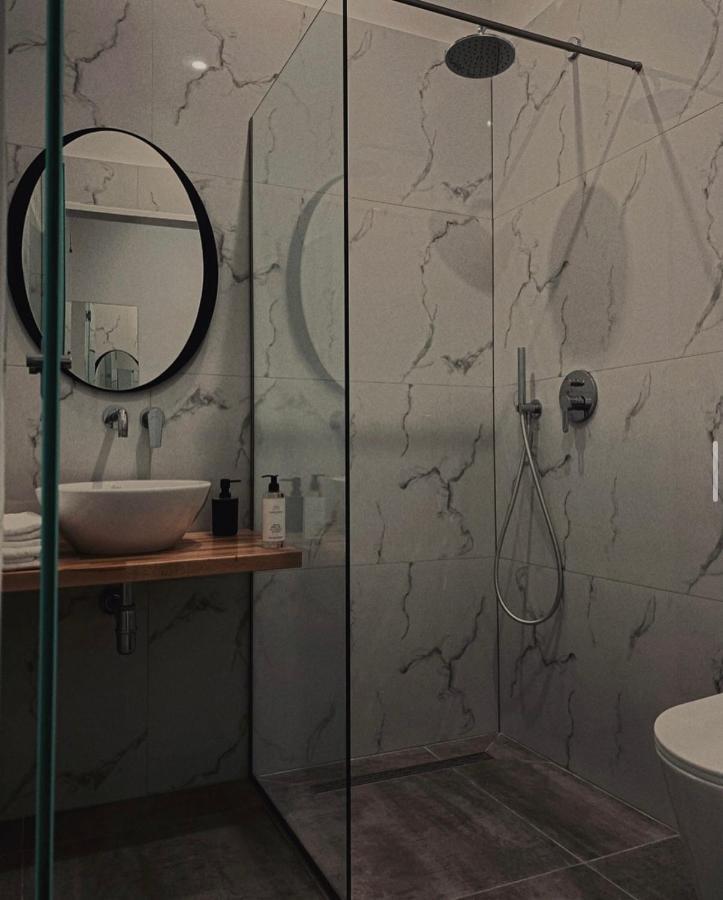 Merly Hotel Përmet Kültér fotó